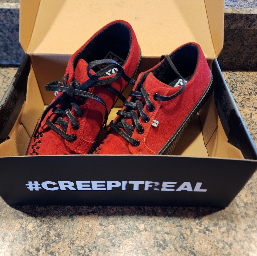 TUK Shoes Red Suede Lace Up Creeper Sneaker, Size 7 Mens/9 Womens